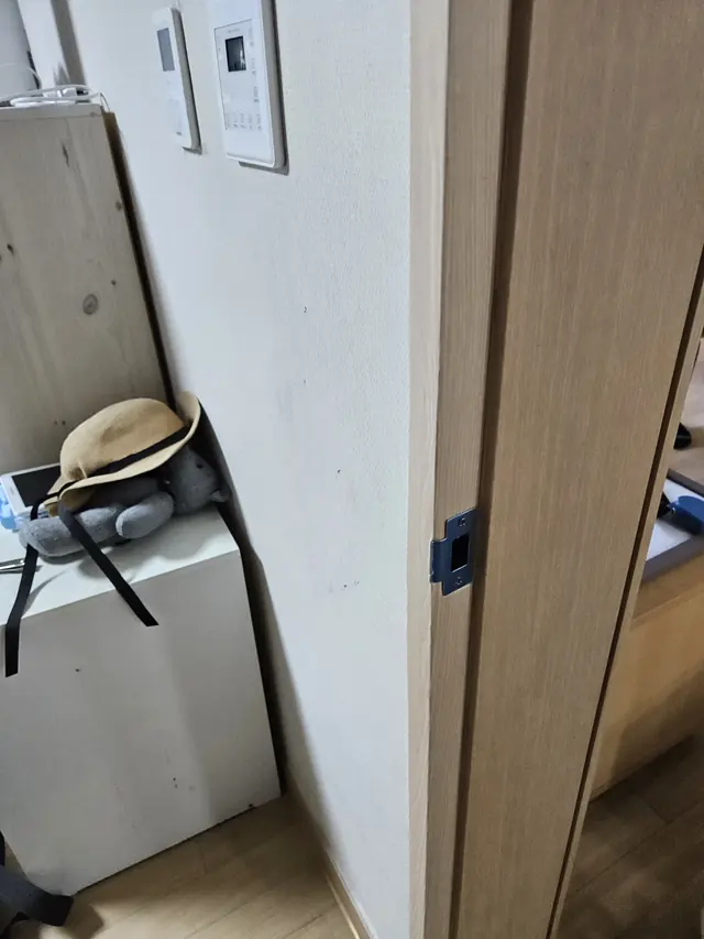수원 문틀보수 시공 대표 사진